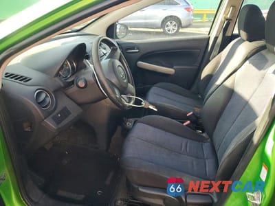 Zdjęcie 7 z 12 samochodu: 2011 MAZDA MAZDA2 VIN:JM1DE1HZ5B0124733 - miniatura