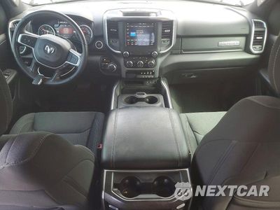 Zdjęcie 8 z 12 samochodu: 2020 RAM 1500 BIG HORN/LONE STAR VIN:1C6SRFBT0LN394719 - miniatura