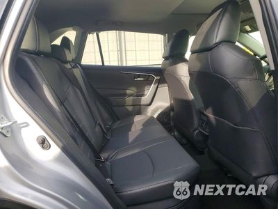 Zdjęcie 11 z 13 samochodu: 2023 TOYOTA RAV4 XLE PREMIUM VIN:JTMB6RFV5PD112035 - miniatura