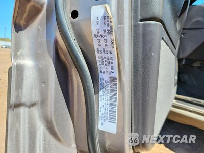 Zdjęcie 12 z 12 samochodu: 1999 JEEP GRAND CHEROKEE LAREDO VIN:1J4GW58S5XC572748 - miniatura