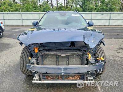 Piąte zdjęcie samochodu w środku: 2022 VOLVO XC60 B5 MOMENTUM VIN:YV4L12RK1N1080059 - miniatura