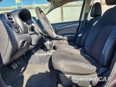 Zdjęcie 7 z 12 samochodu: 2015 NISSAN VERSA 1.6 SV VIN:3N1CN7AP6FL932172 - miniatura