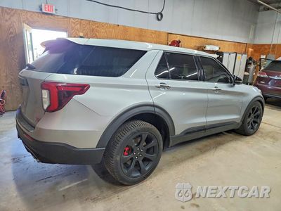 Trzecie zdjęcie samochodu z tyłu: 2021 FORD EXPLORER ST VIN:1FM5K8GC2MGC36155 - miniatura