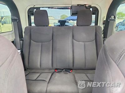 Zdjęcie 10 z 13 samochodu: 2015 JEEP WRANGLER SPORT VIN:1C4AJWAG9FL728729 - miniatura