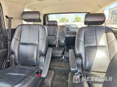 Zdjęcie 10 z 13 samochodu: 2008 GMC YUKON VIN:1GKFC13048R129017 - miniatura