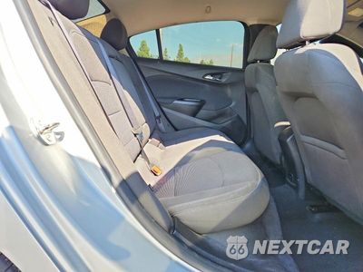 Zdjęcie 10 z 13 samochodu: 2018 CHEVROLET CRUZE LT VIN:1G1BE5SM4J7228432 - miniatura