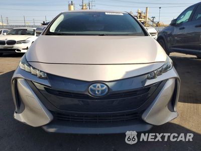 Piąte zdjęcie samochodu w środku: 2019 TOYOTA PRIUS PRIME PLUS VIN:JTDKARFP6K3111393 - miniatura