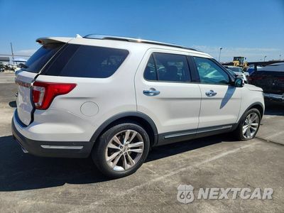Trzecie zdjęcie samochodu z tyłu: 2018 FORD EXPLORER LIMITED VIN:1FM5K7F86JGB44243 - miniatura