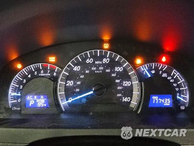 Zdjęcie 9 z 12 samochodu: 2014 TOYOTA CAMRY SE VIN:4T1BF1FKXEU467735 - miniatura