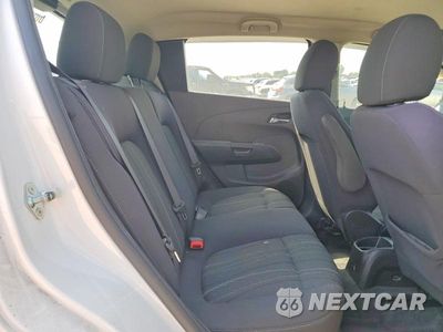 Zdjęcie 10 z 12 samochodu: 2015 CHEVROLET SONIC LT VIN:1G1JC6SH1F4173439 - miniatura