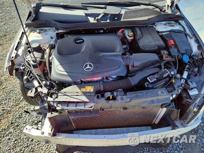 Zdjęcie 11 z 13 samochodu: 2019 MERCEDES-BENZ CLA 250 VIN:WDDSJ4EBXKN721994 - miniatura