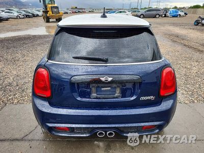 Zdjęcie 6 z 12 samochodu: 2016 MINI COOPER S VIN:WMWXP7C5XG2A43642 - miniatura