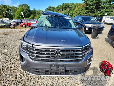 Piąte zdjęcie samochodu w środku: 2024 VOLKSWAGEN ATLAS SE VIN:1V2KR2CA8RC577562 - miniatura