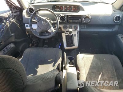 Zdjęcie 8 z 13 samochodu: 2008 SCION XB BASE VIN:JTLKE50E581003585 - miniatura