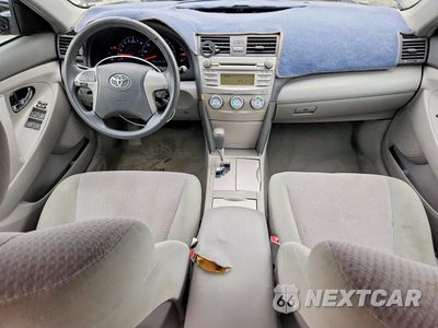 Zdjęcie 8 z 12 samochodu: 2010 TOYOTA CAMRY LE VIN:4T1BF3EK0AU533992 - miniatura