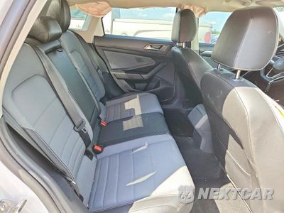 Zdjęcie 10 z 13 samochodu: 2025 VOLKSWAGEN JETTA SE VIN:3VW7X7BU9SM055191 - miniatura