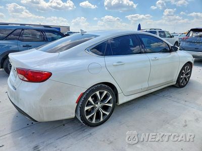 Trzecie zdjęcie samochodu z tyłu: 2015 CHRYSLER 200 C VIN:1C3CCCCGXFN509530 - miniatura