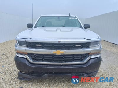 Piąte zdjęcie samochodu w środku: 2019 CHEVROLET SILVERADO LD C1500 VIN:2GCRCNEC8K1200629 - miniatura