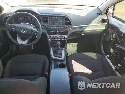Zdjęcie 8 z 13 samochodu: 2020 HYUNDAI ELANTRA SEL VIN:5NPD84LF9LH630639 - miniatura
