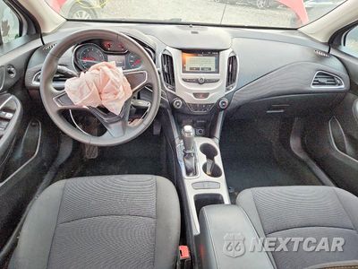 Zdjęcie 8 z 12 samochodu: 2017 CHEVROLET CRUZE LS VIN:1G1BC5SM9H7150195 - miniatura