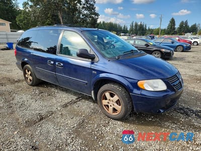 Czwarte zdjęcie samochodu z boku: 2006 DODGE GRAND CARAVAN SXT VIN:2D4GP44L26R700433 - miniatura