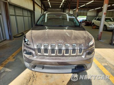 Piąte zdjęcie samochodu w środku: 2016 JEEP CHEROKEE LATITUDE VIN:1C4PJMCSXGW211357 - miniatura