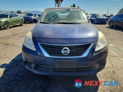 Piąte zdjęcie samochodu w środku: 2014 NISSAN VERSA 1.6 S VIN:3N1CN7AP6EL810992 - miniatura