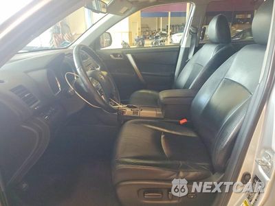 Zdjęcie 7 z 13 samochodu: 2011 TOYOTA HIGHLANDER SE VIN:5TDBK3EH2BS087676 - miniatura