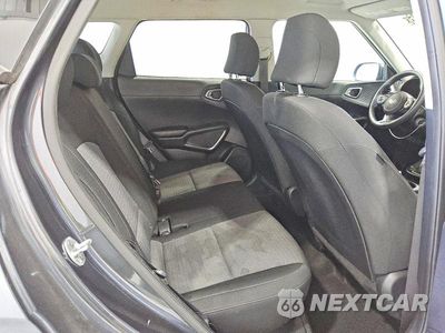 Zdjęcie 10 z 12 samochodu: 2021 KIA SOUL S VIN:KNDJ23AU5M7746586 - miniatura