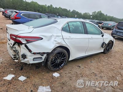Trzecie zdjęcie samochodu z tyłu: 2021 TOYOTA CAMRY XSE VIN:4T1K61AK0MU516611 - miniatura
