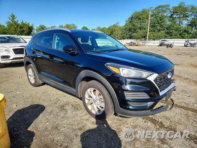 Czwarte zdjęcie samochodu z boku: 2020 HYUNDAI TUCSON VALUE VIN:KM8J3CA4XLU155033 - miniatura