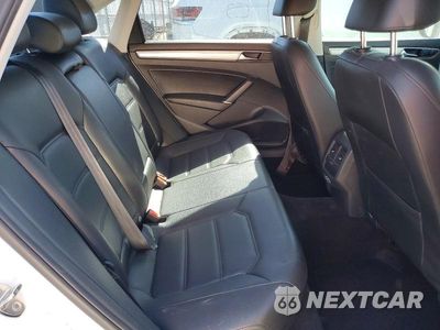 Zdjęcie 10 z 13 samochodu: 2019 VOLKSWAGEN PASSAT WOLFSBURG VIN:1VWLA7A33KC002660 - miniatura