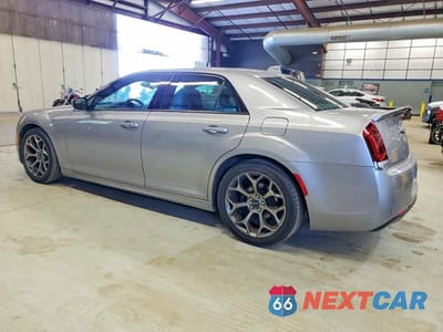 Drugie zdjęcie samochodu z przodu: 2018 CHRYSLER 300 S VIN:2C3CCABG1JH266794 - miniatura