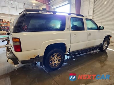 Trzecie zdjęcie samochodu z tyłu: 2002 CHEVROLET SUBURBAN K1500 VIN:3GNFK16Z42G249021 - miniatura