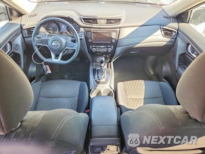 Zdjęcie 8 z 13 samochodu: 2018 NISSAN ROGUE S VIN:5N1AT2MT9JC708304 - miniatura