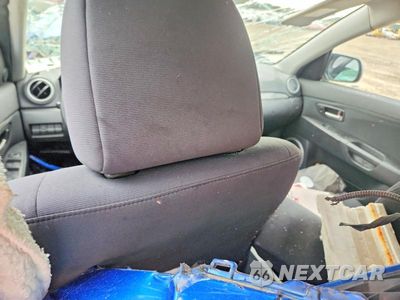 Zdjęcie 8 z 12 samochodu: 2005 MAZDA 3 HATCHBACK VIN:JM1BK143X51296949 - miniatura