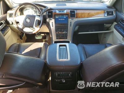 Zdjęcie 8 z 13 samochodu: 2012 CADILLAC ESCALADE PLATINUM VIN:1GYS4DEFXCR100022 - miniatura