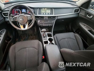 Zdjęcie 8 z 13 samochodu: 2019 KIA OPTIMA LX VIN:5XXGT4L34KG376687 - miniatura