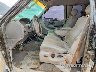 Zdjęcie 7 z 12 samochodu: 2002 FORD F150 VIN:2FTRX18L42CA93558 - miniatura