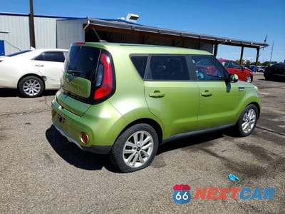 Trzecie zdjęcie samochodu z tyłu: 2018 KIA SOUL + VIN:KNDJP3A5XJ7902109 - miniatura