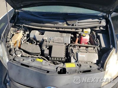 Zdjęcie 11 z 12 samochodu: 2011 TOYOTA PRIUS THREE VIN:JTDKN3DU1B0267739 - miniatura