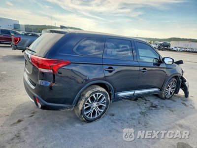 Trzecie zdjęcie samochodu z tyłu: 2018 MITSUBISHI OUTLANDER VIN:JA4AZ3A34JZ041677 - miniatura