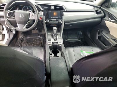 Zdjęcie 8 z 13 samochodu: 2018 HONDA CIVIC EX VIN:19XFC2F7XJE207263 - miniatura