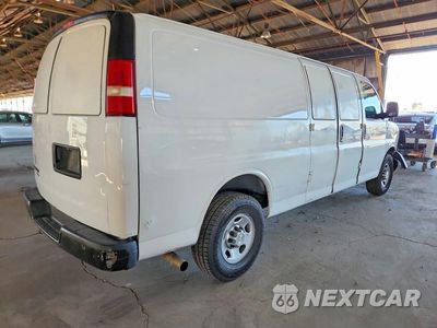 Trzecie zdjęcie samochodu z tyłu: 2014 CHEVROLET EXPRESS G2500 EXT DELIVERY VAN VIN:1GCWGGBA7E1107763 - miniatura