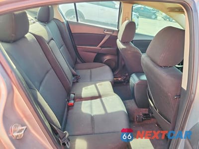 Zdjęcie 10 z 12 samochodu: 2011 MAZDA 3 I VIN:JM1BL1VF0B1445547 - miniatura