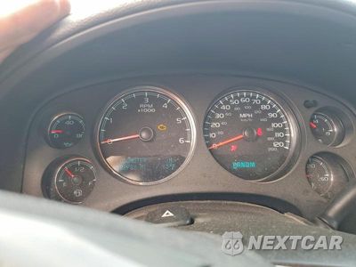 Zdjęcie 9 z 13 samochodu: 2010 GMC YUKON XL DENALI VIN:1GKUKMEFXAR171761 - miniatura