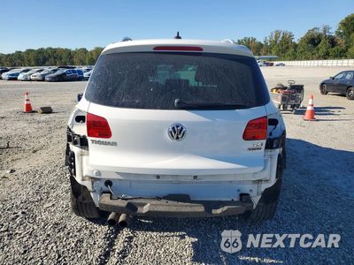 Zdjęcie 6 z 12 samochodu: 2017 VOLKSWAGEN TIGUAN WOLFSBURG VIN:WVGSV7AX0HK011882 - miniatura