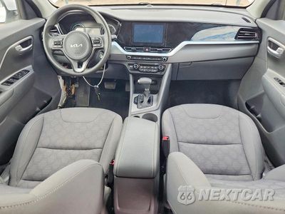 Zdjęcie 8 z 12 samochodu: 2022 KIA NIRO LX VIN:KNDCB3LCXN5525351 - miniatura