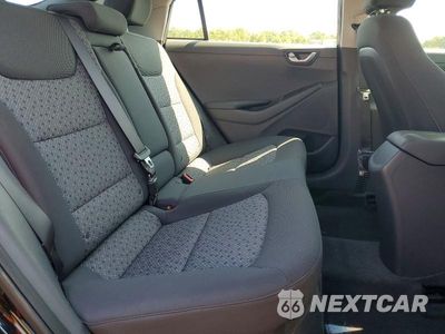 Zdjęcie 10 z 12 samochodu: 2017 HYUNDAI IONIQ SEL VIN:KMHC75LC0HU053468 - miniatura