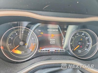 Zdjęcie 9 z 13 samochodu: 2015 JEEP CHEROKEE LIMITED VIN:1C4PJMDS4FW665505 - miniatura